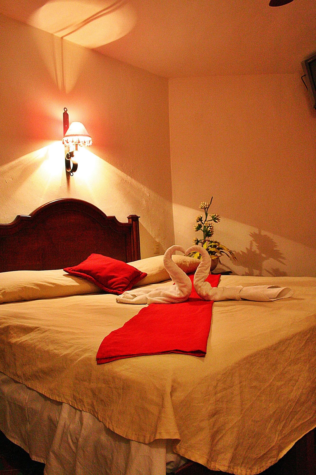 La Aurora Hotel Colonial バリャドリッド エクステリア 写真