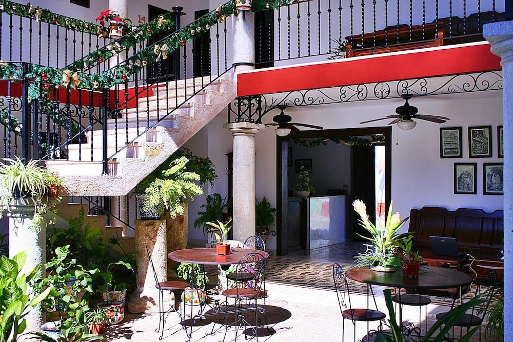 La Aurora Hotel Colonial バリャドリッド エクステリア 写真