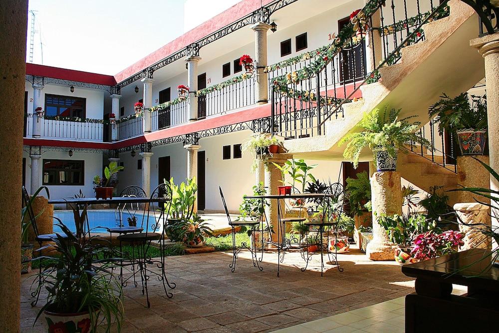 La Aurora Hotel Colonial バリャドリッド エクステリア 写真