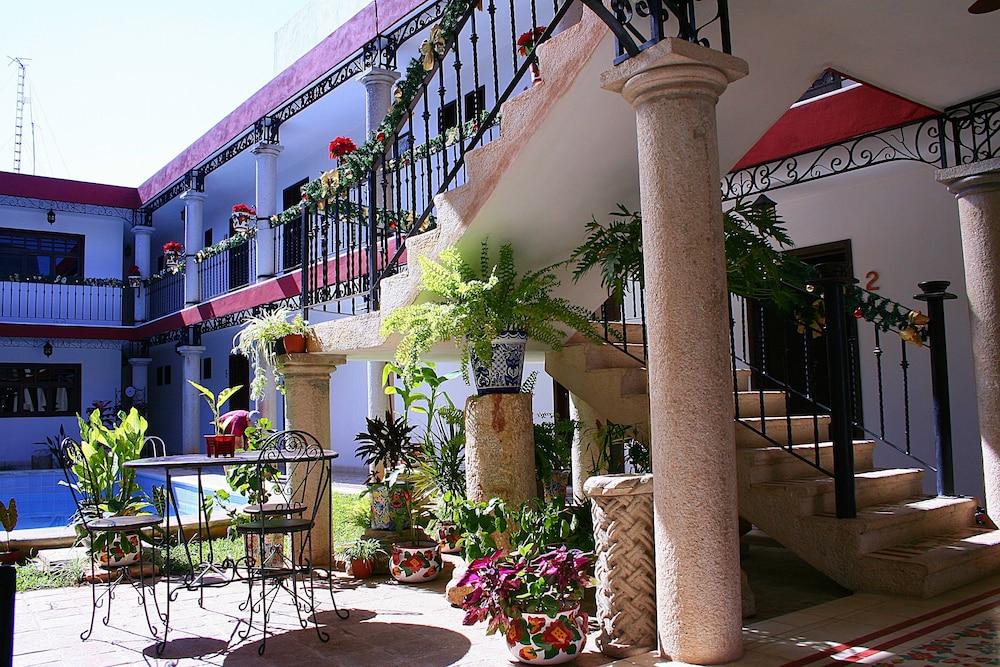 La Aurora Hotel Colonial バリャドリッド エクステリア 写真
